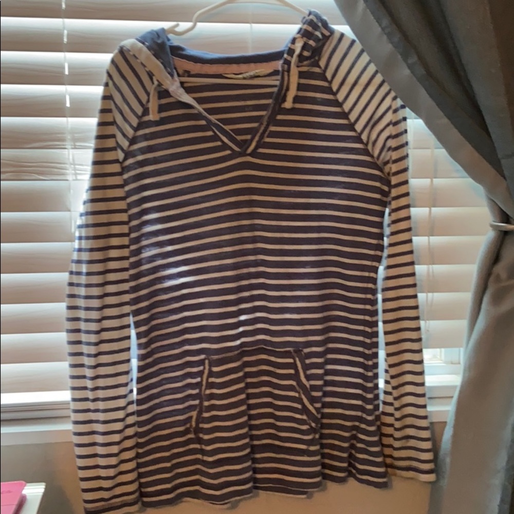 Hooded light weight sweatshirt